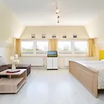 Farbenfroh Apartment *