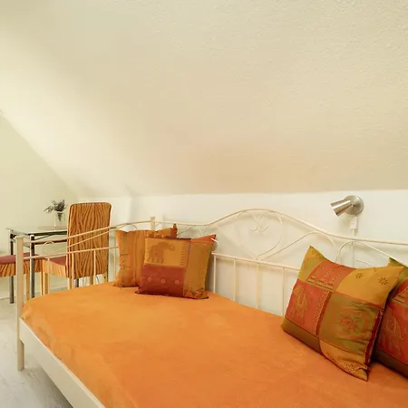 Apartment Farbenfroh Fehmarn