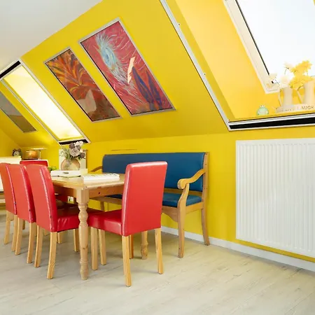 Farbenfroh Apartment Fehmarn